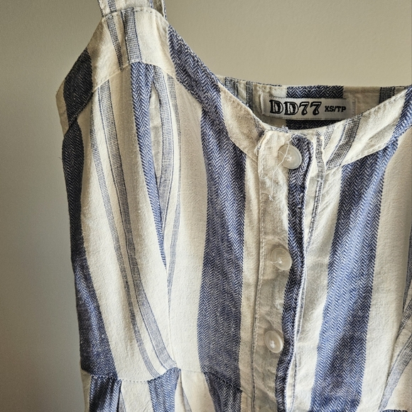 Summer linen dress - Picture 3 of 4